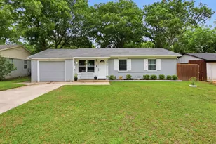2219 Loyce Dr, Mesquite, TX 75149 - Photo 1