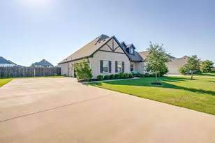108 Treys Way, Godley, TX 76044 - Photo 3