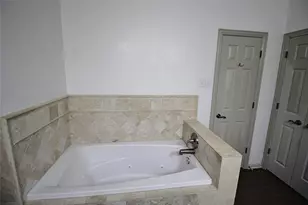 1803 Masters Dr, DeSoto, TX 75115 - Photo 17