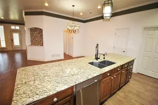 1803 Masters Dr, DeSoto, TX 75115 - Photo 9