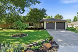 611 Magnolia St, Denton, TX 76201 - Photo 3