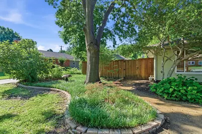611 Magnolia Street, Denton, TX 76201 - Photo 31