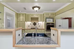 611 Magnolia St, Denton, TX 76201 - Photo 11