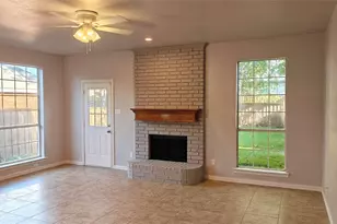 1312 Wentworth Dr, Lewisville, TX 75067 - Photo 9