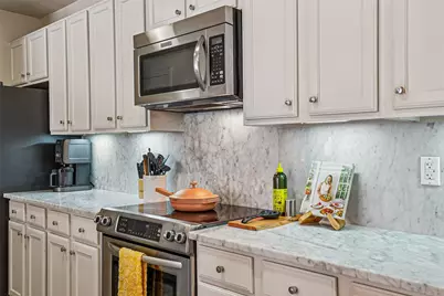 2305 Worthington Street #114, Dallas, TX 75204 - Photo 5