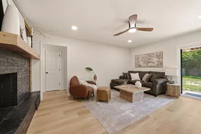 709 Thousand Oaks Drive, Hurst, TX 76054 - Photo 11