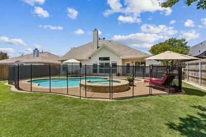 5787 Fawn Court, Haltom City, TX 76137 - Photo 35