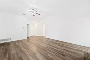 214 Valley Forge Ln, Arlington, TX 76002 - Photo 11