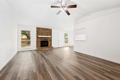 214 Valley Forge Lane, Arlington, TX 76002 - Photo 3
