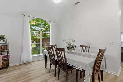 1269 Winston Drive, Lewisville, TX 75077 - Photo 9