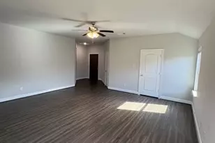 1433 Brindle Dr, Greenville, TX 75402 - Photo 5