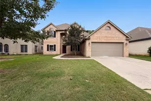 6218 Kingswood Dr, Arlington, TX 76001 - Photo 1