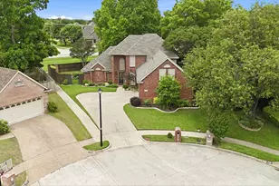 2701 Holly Brook Ct, Bedford, TX 76021 - Photo 13