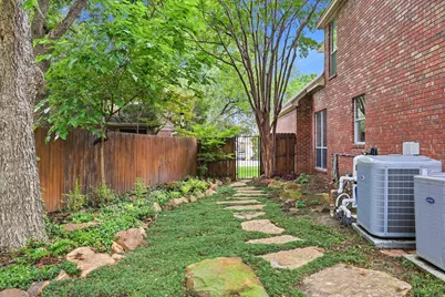 2701 Holly Brook Court, Bedford, TX 76021 - Photo 11