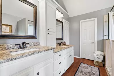 2701 Holly Brook Court, Bedford, TX 76021 - Photo 31