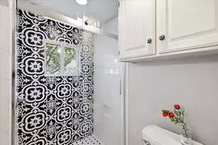 2701 Holly Brook Ct, Bedford, TX 76021 - Photo 37