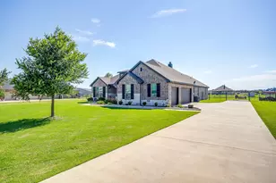 7825 Sagebrush Ln, Godley, TX 76044 - Photo 3