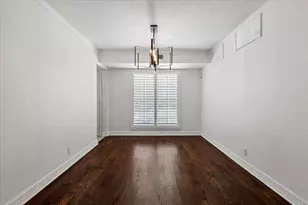 7806 Royal Ln, Dallas, TX 75230 - Photo 5
