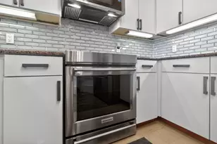 221 W Lancaster Ave, Fort Worth, TX 76102 - Photo 7