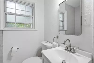 1534 N Atoll Drive, Dallas, TX 75216 - Photo 19