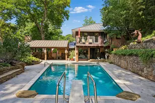 404 W Greenbriar Ln, Dallas, TX 75208 - Photo 1