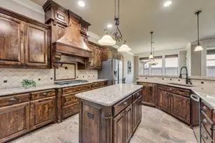 8704 Shadywood Ln, North Richland Hills, TX 76182 - Photo 15