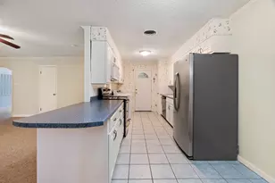 3225 E Houston St, Paris, TX 75460 - Photo 9