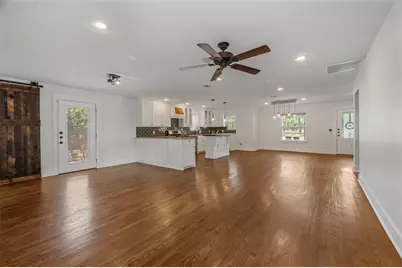 2524 Watauga Road, Fort Worth, TX 76111 - Photo 9