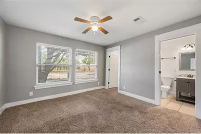 2524 Watauga Road, Fort Worth, TX 76111 - Photo 19