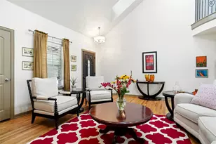 726 Forest St, Grapevine, TX 76051 - Photo 5