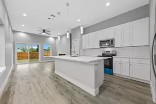 2507 Birmingham Ave, Dallas, TX 75215 - Photo 11