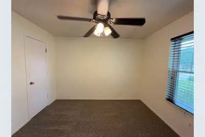6415 Elm Springs Drive, Arlington, TX 76001 - Photo 23