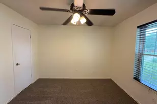6415 Elm Springs Dr, Arlington, TX 76001 - Photo 23