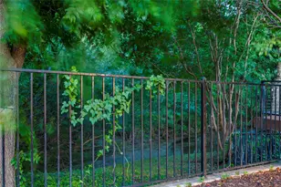 18512 Crownover Ct, Dallas, TX 75252 - Photo 37