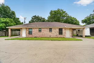 119 Del Rio Ave, Benbrook, TX 76126 - Photo 1