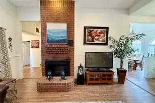 1658 Glenmore Dr, Lewisville, TX 75077 - Photo 7
