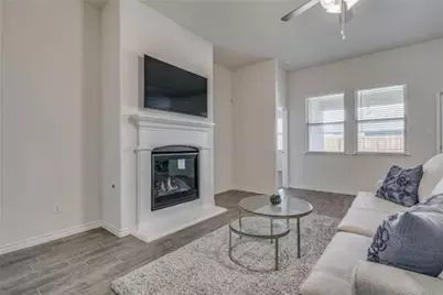10423 Fountain Gate Street, Aubrey, TX 76227 - Photo 5