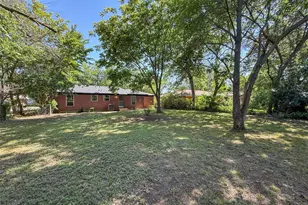 1812 Carlton St, Denton, TX 76201 - Photo 21