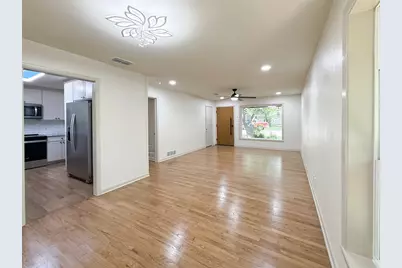 1812 Carlton Street, Denton, TX 76201 - Photo 5