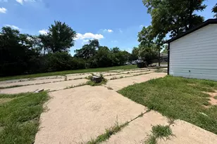 923 Linn St, Waco, TX 76704 - Photo 13
