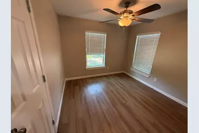 923 Linn Street, Waco, TX 76704 - Photo 9