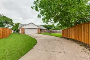 560 Guadalupe Dr, Allen, TX 75002 - Photo 3