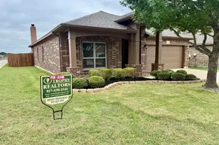 1401 Elkford Ln, Fort Worth, TX 76247 - Photo 1