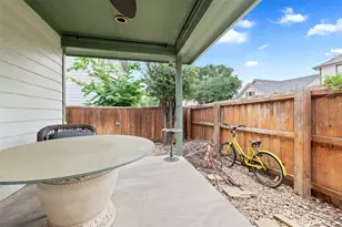 709 Creek Walk Pl, Arlington, TX 76015 - Photo 29