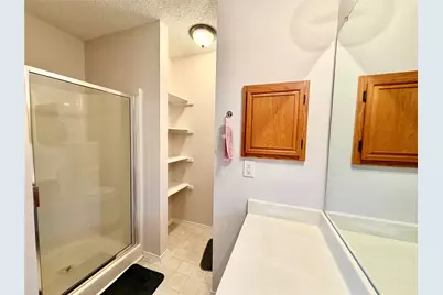 1720 Circle Creek Drive, Lewisville, TX 75067 - Photo 17