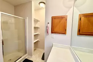 1720 Circle Creek Dr, Lewisville, TX 75067 - Photo 17