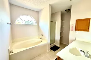 1720 Circle Creek Dr, Lewisville, TX 75067 - Photo 15