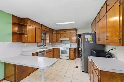 302 S Broadway Street, Blanket, TX 76432 - Photo 9