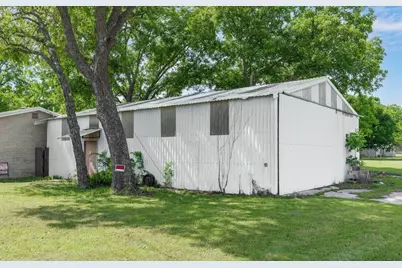 302 S Broadway Street, Blanket, TX 76432 - Photo 31