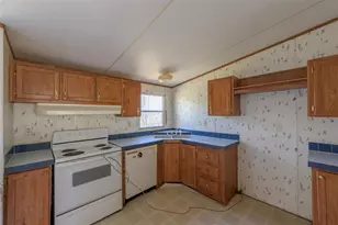 17256 Countrywood, Lindale, TX 75771 - Photo 9